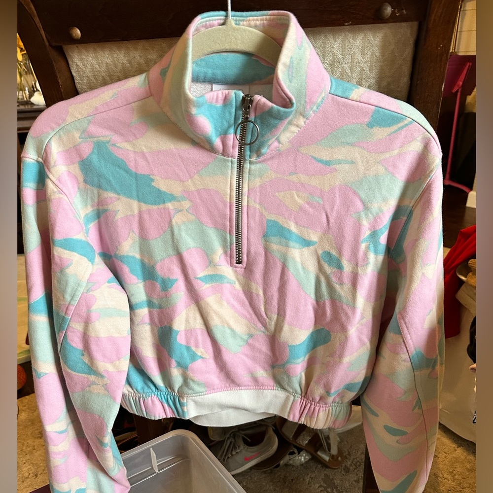 Crop zip up sweater